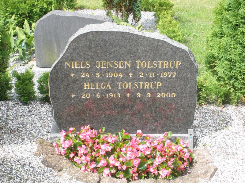 Helga Tolstrup.JPG